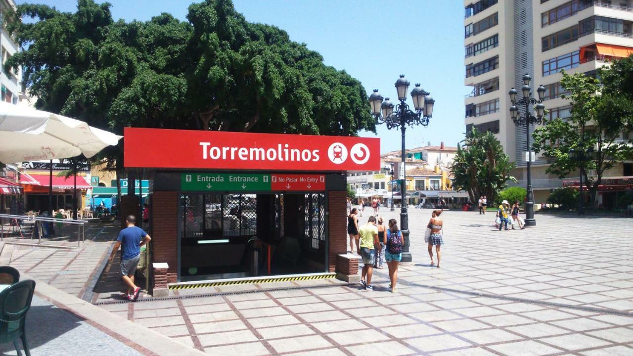 Apartamento Duplex Frente Al Mar Paseo Maritimo Torremolinos Apartment Exterior photo