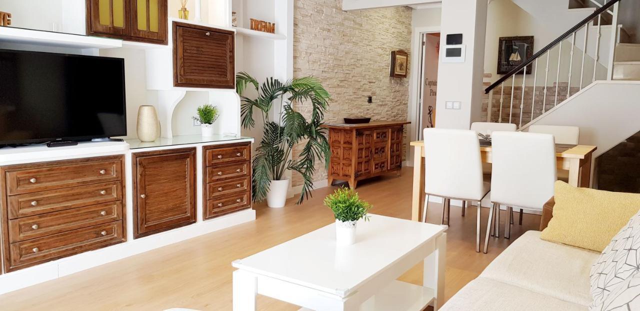 Apartamento Duplex Frente Al Mar Paseo Maritimo Torremolinos Apartment Exterior photo