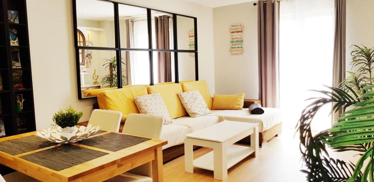 Apartamento Duplex Frente Al Mar Paseo Maritimo Torremolinos Apartment Exterior photo